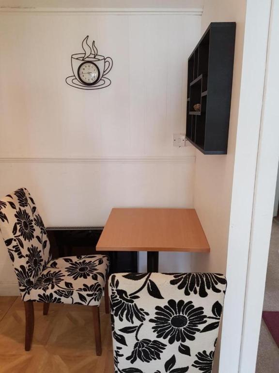 Tillicoultry Carvetii - Gemini House - 4 Bed House Sleeps Up To 8 Peopleヴィラ エクステリア 写真